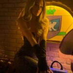 Paris Hilton Instagram - Dream big✨ Sparkle more✨ Shine bright✨ Keep #Sliving✨ La Dolce Vita