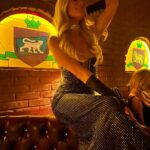 Paris Hilton Instagram - Dream big✨ Sparkle more✨ Shine bright✨ Keep #Sliving✨ La Dolce Vita