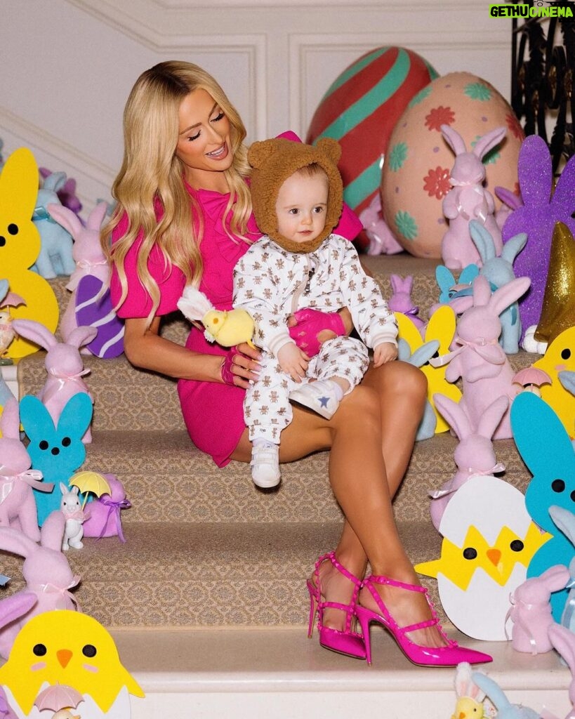 Paris Hilton Instagram - Me and my little Easter bear 🥹🧸 Beverly Hills, California