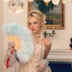 Polina Pushkareva Instagram - Immigrants will understand: there’s nothing that makes me as happy as Halloween. You watch people celebrating it in movies, trick or treating, dressing up and here you are, it took you years to come to the US and now you are a part of it and appreciate it probably even more than others New York, New York