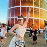Polina Pushkareva Instagram - Coachella: expectation vs reality Tap-tap like ❤️ This year I went to Coachella for the second time. People who don't know what to expect must be the most disappointed ones by the festival. I share my experience. 1. Coachella is about discomfort. The sun is scorching from all sides, dust gets into your face, it's hard to breathe. And hanging out for 12 hours for three days in a row is just physically hard. Think about everything in advance so that you feel comfortable, and be sure to take sweaters with you. 2. Coachella is expensive For example, a taxi from Palm Springs to Coachella costs $50-200. Hotels cost tenfold, and a normal hotel will cost $700-800 per day. You definitely shouldn’t expect that it will be a cool and inexpensive festival experience. 3. Coachella is not about fun, but about blogging and showing off At some point, the festival turned from a musical one into a show of outfits, dresses and creating content. Compared to other festivals, the atmosphere here is more smug and formal. And that’s why there is less vibe. Mistakes I’ve made this year. Don't repeat after me: - don’t buy a VIP ticket, it's not worth it; - fly directly to Palm Springs airport, and not to Los Angeles, so as not to lose one day; - book all hotels in advance; - dress comfortably to enjoy the music, not thinking that it's cold/hot/too tight, etc. Who went to Coachella or wants to visit? Coachella, California