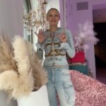 Polina Pushkareva Instagram - Who the hell I am? ⠀ There are a lot of new people in my blog ⠀ and you daily see me talk about money, about social media and other flashy things ⠀ but a lot of you actually don’t understand what I’m doing ⠀ So let me properly explain who I am and what I do ⠀ Each point I will explain in more details in the carousel inside so don’t forget to scroll right👉🏻 ⠀ I’m entrepreneur, social media agency owner, PR specialist, movie producer and investor ⠀ My net worth is $8 million and this is exactly what I’m doing for living: ⠀ 1️⃣ I own social media agency “Nioly media group”. We make people famous and help them monetise their influence and blogs ⠀ 2️⃣ I work as a PR agent which celebrities and my personal work costs from 30 k to 120 k ⠀ 3️⃣ I’m doing lingerie brand for women. I created my brand because I saw that everything on the market was made for males gaze and was oversexualised. My brands mission is to make sure we are doing lingerie that is comfortable for females and made for females gaze. We are launching in February 2024 ⠀ 4️⃣ Jewellery brand ⠀ 5️⃣ I have online courses which help people to start earning money using social media: social media camp for those who want to become influencer and managers-for those who want to sell their services and be behind the scene. ⠀ 6️⃣ I invest in real estate and stock market ⠀ 7️⃣ I’m also in movie business: I invest in movies and help to promote them. Occasionally I take part in them as an actress ⠀ My main goal is to become a female version of Richard Branson ⠀ I’ve introduced myself, now it’s your turn Manatthan - New York City