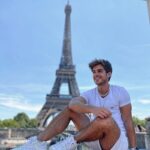 Polo Morín Instagram - Y siempre nos quedará Paris 🔐