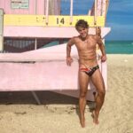 Polo Morín Instagram - 🗺🏊🏻‍♂️❤️‍🩹🩲🏝