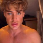 Polo Morín Instagram - Cuando me preguntan que cuantos años tiene… #comedia #novio