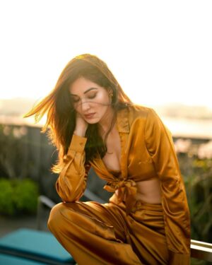 Pooja Chopra Instagram - Shine like the sun shines just for you ☀️✨