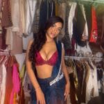 Poonam Pandey Instagram - Christmas vibe in Saree! 😜