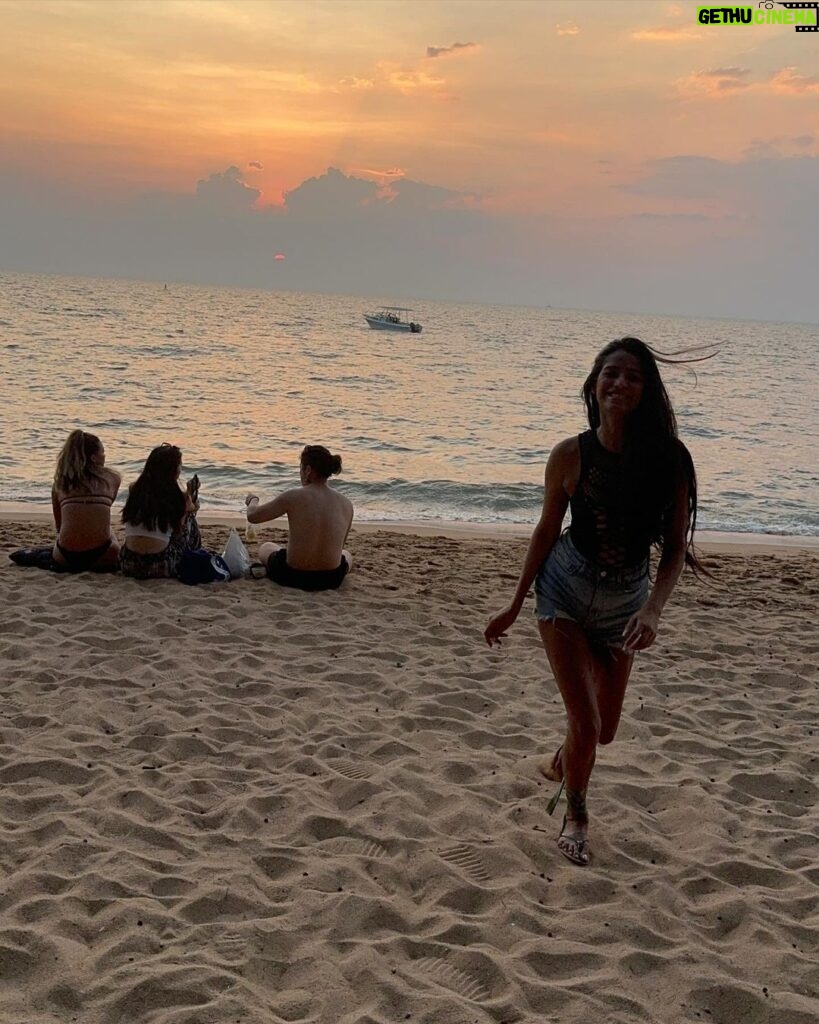 Poonam Pandey Instagram - I don’t mind getting saltier in the water 😜 Pattaya Beach (Thailand)