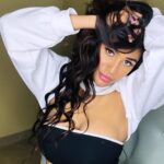 Poonam Pandey Instagram - What should I caption this? . . #poonampandey #poonampandeyreal #photos #fun