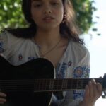 Rachel Zegler Instagram - feeling unbelievably grateful for all of the amazing love we’ve received for our film— thank you thank you thank you from this little lucy gray. you can listen to all of my tracks, including the hanging tree (lucy gray’s version), plus liv’s amazing original song ‘can’t catch me now’ (and much more) on the soundtrack for ‘the hunger games: the ballad of songbirds and snakes’, out now! 🩷🐍🕊️