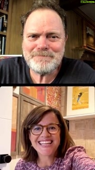 Rainn Wilson Instagram - In which I talk to the great @kellycorrigan about tools for a more grounded life! Im on her terrific podcast KELLY CORRIGAN WONDERS!