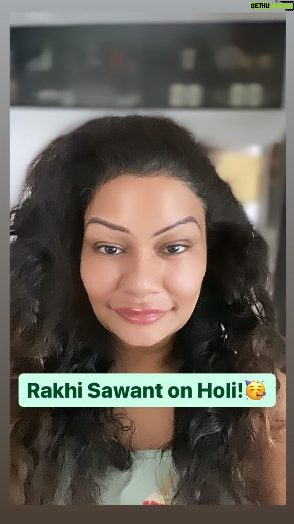 Rakhi Sawant Instagram - Bring PICHKARI!😎 #reels #rakhisawant #mimicry #happyholi