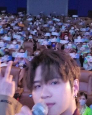 Rathavit Kijworalak Instagram - 💚 2023 feat. 2wish 💙
" ขอบคุณที่ยังคอย ซัพพอต ที่ยังคอยมาหา เป็นกำลังใจในทุกสิ่งอย่างที่เราสองคนกำลังทำ ขอบคุณที่ทุกครั้งที่เรามองไปข้างๆยังมีรอยยิ้มมอบให้เสมอ ทำให้มีแรงที่จะเดินไปข้างหน้าต่อ ขอบคุณมีนที่ไม่ว่าจะเกิดอะไรขึ้น ยังคอยเป็นคนที่รับฟัง อยู่ข้างข้างเสมอ โดยไม่มีข้อแม้หรือเหตุผลที่ต้องมาอธิบาย ปีนี้ลุยกันยาวๆ ขอบคุณพี่สนุ๊กที่ยังรัก และ เอ็นดู เด็กคนนี้เสมอ จุ้บบ " 
แปลน รัฐวิทย์.