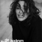 Reyhaneh Parsa Instagram - ▪️ ‎پرفورمنس ‎”من هم يك زنم” ‎نويسنده و كارگردان: شادى اسدپور @shadiasadpoor ‎اجراگر: ريحانه پارسا @reyhaneparsaj ‎طراح گرافيك: سينا افشار @sinaafshar_ 📸: @dawnsehar ‎‌‏▪️ ‌‏Performans ‌‏“Ben de bir kadınım” ‌‏Yazan ve yöneten: Shadi asadpoor ‌‏Oyuncu: Reyhane Parsa grafik Tasarımcısı : Sina afshar ‏ ▪️ ‌‏Performance ‌‏“I Am a Woman Too” ‌‏Writer and Director: Shadi Asadpoor ‌‏Performer: Reyhaneh Parsa Graphic Designer: Sina Afshar ‏ ‎#ريحانه_پارسا #شادي_اسد_پور #reyhanehparsa#shadiasadpoor