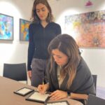 Reyhaneh Parsa Instagram - . به مایا،فریب این دنیا بخندید! به زندگی همچون یک نمایش سینمایی کیهانی نگاه کنید تا نتواند جادوی توهم انگیزش را بر شما پیاده کند… همواره در وجد و شادمانی خداوند باشید! آنگاه که توانستید در فروپاش عالمهای متلاشی استوار و پا برجا بمانید، خواهید دانست که خداوند واقعیست! Lütfi Kırdar Kongre ve Sergi Sarayı