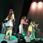 Rhatha Phongam Instagram - มาในธีม “หนาวแสงสีออน” ตาบรีฟลูกค้าสุดๆไปเลยค่าาาา ขอบคุณสมาคมศิษย์เก่า รร สุรนารี ทุกคนนะคะ 🩷🫶🏻