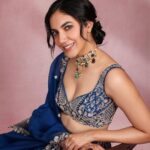 Ritu Varma Instagram - In festive mood 💙🦋🪁✨ Wishing everyone a very happy Sankranthi and Pongal!! Photographer @pranav.foto Styling @ravali_chinthapatla Outfit @swathiveldandi_official Jewellery @kalyanjewellers_official