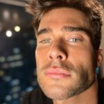Rodrigo Guirao Díaz Instagram - Acá, tratando sacarme una foto cada tanto. Me reporto para saludar a todos y desearles que puedan disfrutar de cada día y de cada momento si se puede. 🫶