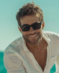 Rodrigo Guirao Díaz Instagram - Paso por acá para dejarles un beso enorme 😘😘😘 PH: @abdalaoviedo