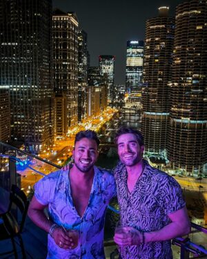 Rodrigo Guirao Díaz Instagram - Bright lights, big city going to my head 🎶