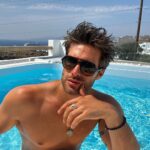 Rodrigo Guirao Díaz Instagram - No me quiero de acá 🥹 Última noche 🇬🇷💪❤️ @sharm_hotel_mykonos Sharm Hotel Mykonos