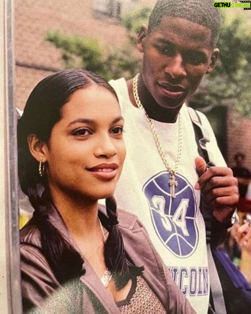 Rosario Dawson Instagram - 18 year old me living into a future she both manifested and could never have imagined … 25 years later, I’m still looking forward with awe and vision… Thank you @officialspikelee for the opportunity of a lifetime.