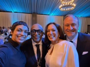 Rosario Dawson Instagram - Well look who came to visit me in Ghana! 

It was an honor to join Vice President Kamala Harris tonight AND be reunited with @officialspikelee. 

What a treat to reconnect with you both…on the motherland! 

Thank you @vp for drawing attention to Africa as the creative, innovative place it is. 

Thank you @nakufoaddo for the beautiful, generous welcome. 

It is incredibly powerful to witness this partnership guided by what the US can do WITH Africa…! 
AKWAABA