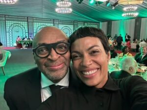 Rosario Dawson Instagram - Well look who came to visit me in Ghana! 

It was an honor to join Vice President Kamala Harris tonight AND be reunited with @officialspikelee. 

What a treat to reconnect with you both…on the motherland! 

Thank you @vp for drawing attention to Africa as the creative, innovative place it is. 

Thank you @nakufoaddo for the beautiful, generous welcome. 

It is incredibly powerful to witness this partnership guided by what the US can do WITH Africa…! 
AKWAABA