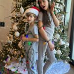 Roselyn Sánchez Instagram – Feliz Navidad!!!
The Winter-Sanchez Family 💕

Thanks for all the love, support and social media friendship this whole year.
We love our community…
Lo agradecemos de todo corazón.

Bendiciones 🫶