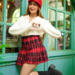 Ruma Sharma Instagram - Spark and shine, it’s #christmastime🎄 Are you ready to meet your Santa 🧑‍🎄 . Shot by - @gauravrj.photography Edit by - @wasey_rock69 . #decembertoremember #rumasharma #christmasiscoming #yearendingvibes❄️ India