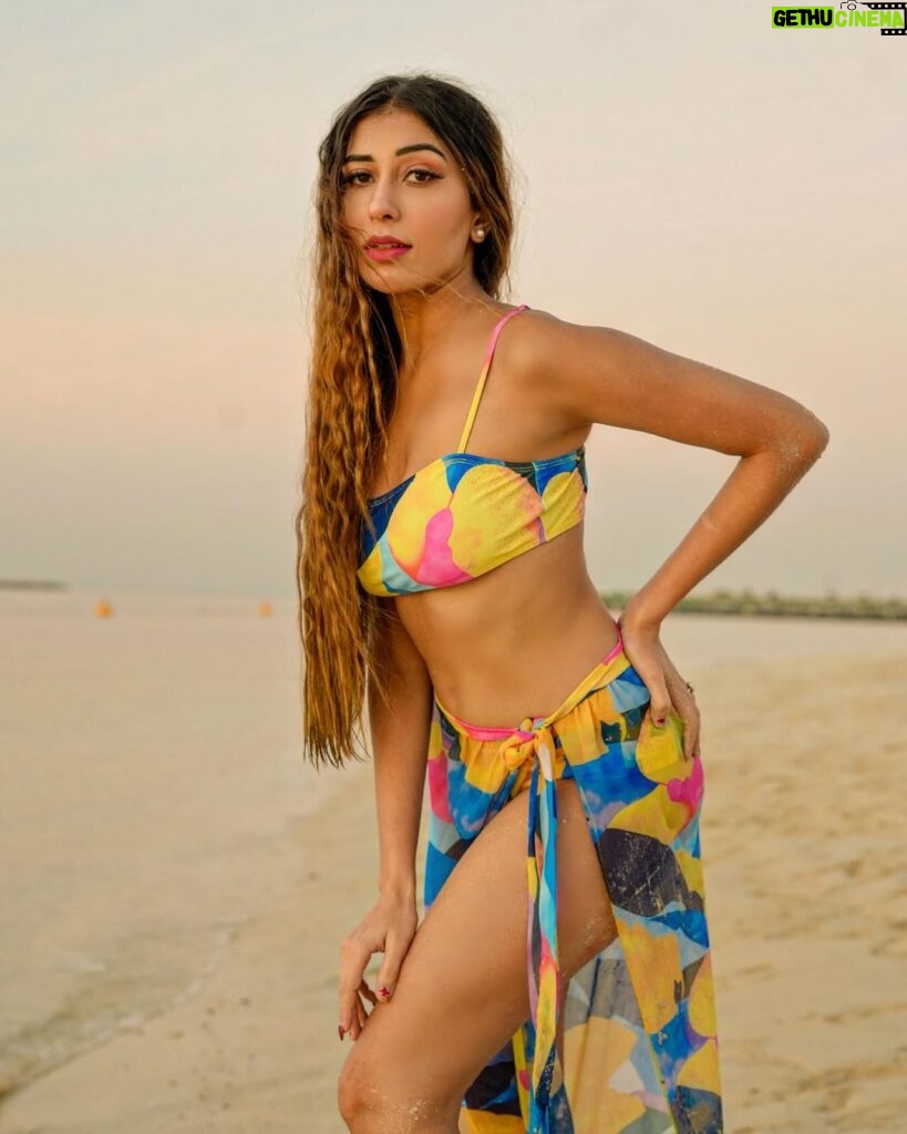 Ruma Sharma Instagram - She’s mad but she’s magic ✨ . . Collaborator - @sugandhevents Edit by - @wasey_rock69 . #rumasharma #bikinilovers #dubaibeach #beachbikini #goldenhourlight #sunsetphotoshoot #swimwearshoot #angelcroshetswimwear #beachbabe Dubai Beach