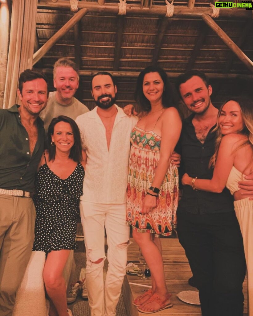 Rylan Clark Instagram - A month on an island in Colombia shooting Dating Naked UK. The best times, The best people, The best memories. Coming soon ❤️🇨🇴 Tierra bomba