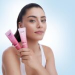 Sıla Türkoğlu Instagram - Pure Beauty BB ve CC krem ile birden çok etkisiyle, birden gelen güzelliğe merhabaaa! 💗 Kusursuz kapatıcılık için BB, ışıltılı bir cilt için CC krem 💗 Benim favori cilt bakım ve makyaj ürünüm belli! Siz de denemek için Watsons mağazaları ve Watsons.com.tr’yi ziyaret etmeyi unutmayın. #PureBeauty @PureBeauty_TR @WatsonsTurkiye