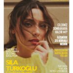 Sıla Türkoğlu Instagram - Women’s Shine Ekim!🤍 Röportaj: Ayşe Çağla Küçük @aysecaglakucuk Seray Yazıcıoğlu Ezmiş @sryzcglu  Fotoğraf: Onur Demirdağ @onurdemirdag  Styling: C’est La Vie  @cestlavie.istanbul  Makyaj: Banu Aksungur @banu_aksungur  Saç: Görkem Gürer @gorkemgurer