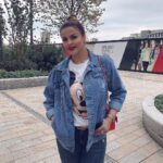 Sahar Moghadass Instagram - اميدوارم آخر هفته خوبى رو پشت سر گذاشته باشين 😊 قشنگِ كى بودين شما آيااااا ؟ 🤗 . . #sahar #saharmusic #london #God #🤍 London