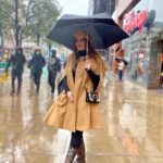 Sahar Moghadass Instagram - فصل من 🍁 🍁🍂 پاييزِ هميشه عاشق🧡 . . #sahar #saharmusic #paeez #God #🍁 #🧡 Oxford Street