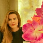 Sahar Moghadass Instagram - چشم دوختم به آينده به روزاى خوبى كه ميدونم ميانو روزاى سخته گذشته رو ميشورن ميبرن ... من به آيندم اميدوارم كه تا حالا سر پا موندم ... . Photo : @fotomasih 📸 #sahar #saharmusic #God #🤍 Sexy Fish London