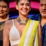 Sanjana Sanghi Instagram - The Gala World Premier of #KadakSingh at @iffigoa was such an incredible honour. An afternoon of showing our film for the very first time to overwhelming love from the audiences. So special. 💛✨ IFFI Goa