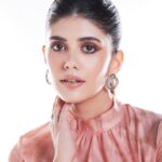 Sanjana Sanghi Instagram - And our #KadakSingh journey begins ✨💛 We absolutely can’t wait for our trailer to reach you all. November 20th. Stay tuned. ✨