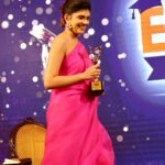 Sanjana Sanghi Instagram - Such a pleasure to be honoured with the “Youth Visionary For Education” at the #ZeeEduFutureAwards 🙏🏻 Thank you for this encouragement. @zeenews @indiadotcom 💕 Serves as a reminder that we’re working in the right direction. This journey of dedicating my time towards working in the sphere of education alleviation, especially for the girl child started back in 2014. It has been one of the most special journeys of my life. With huge hurdles and seemingly impossible problems to solve being thrown at us everyday. But it has been a journey that has not only made me meet the most inspiring leaders, learn so much from them and from all the children that have been a part of my life. And it has made me believe in the true power of collective action, every single day. Abhi toh bohot kuch karna hai. Aur samay bohot kam hai. #YouthEmpowerment #EducationForAll #BrighterFuture #BackToSchool #GenderEquality #SDGs _________ Sarree : @ekayabanaras Jewellery : @houseofreine Heels : @charleskeithofficial Styled by : @medhabahuguna 💄 @yashaswinigupta_makeup @pushkinbhasin Leela Palace New Delhi
