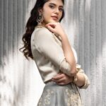 Sanjana Sanghi Instagram - Nachdene Sare ❤️✨ . . . . 👗 : @eshaamiin1 @arbyrheakapoor @arenjewellers 💄: @shrutisharmamakeup @shirleensartistry 📸: @sabiphotography1