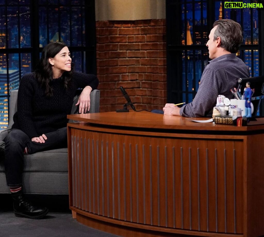 Sarah Silverman Instagram - On @latenightseth tonight to talk about @maestrofilm and #SomeoneYouLove 📸 @lloydbishop @nbc