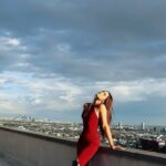 Savannah Clarke Instagram – T H E 
W E S T 
S I D E 
__________________________________

A sunflower soul
With rock and roll eyes
Curious thoughts
& a heart of surprise 

____________________________________
#LookToThePositive #Optimistic #arianagrande #PositiveVibes #RedDress #RoofatopViews #VideoGram #SunSets #GoldenHour #LongBoots #CityViews #RoofTop #LAVibe #california 
____________________________________ Los Angeles, California