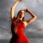Savannah Clarke Instagram - J U S T I N R E A C H ___________________________________ Believe you can and you are half way there. ____________________________________ #RedDress #JustInReach #GoldenHours #CollectiveTrend #PortraitsInspire #CreativeWorld #Believe #BelieveInyou #LightAndShade #AussieInLA ___________________________________