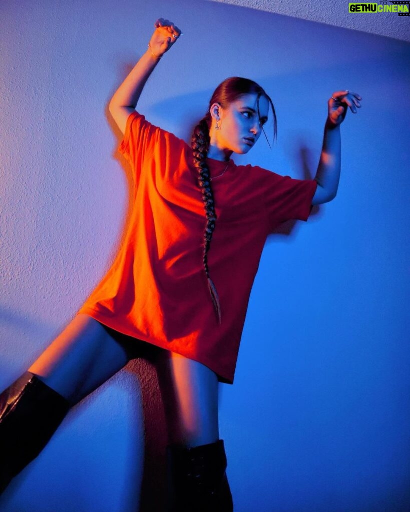Savannah Clarke Instagram - I N T O T H E B L U E ___________________________________ To shine your brightest light Is to be who you truely are. ____________________________________ #IntoTheBlue #BlueLight #Portrait_Visions #TakenByMe #PlayingWithLight #Contrast #UltraVioletLight #Orange #TshirtDress #LongBoots #KeepShining #ShineBright ___________________________________ _____________________________________ Sydney
