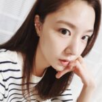 Seo Ji-hye Instagram - 귀걸이 아니구 붓기빼주는 큐빅 이뿌당~~ 땡큐😍 #예스리아상점