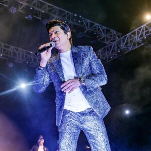 Shaan Instagram - “Karti Hu Jab Usse Baatein Lagta Hain Sone Wala Hain”💤
Girls, do you relate?

#ShaanLive