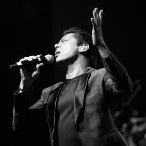 Shaan Instagram - 🖤🤍