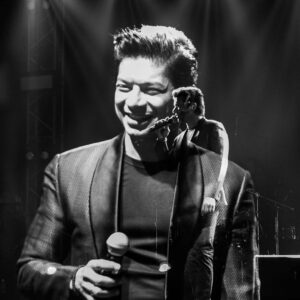 Shaan Instagram - 🖤🤍