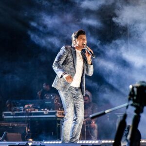 Shaan Instagram - “Karti Hu Jab Usse Baatein Lagta Hain Sone Wala Hain”💤
Girls, do you relate?

#ShaanLive